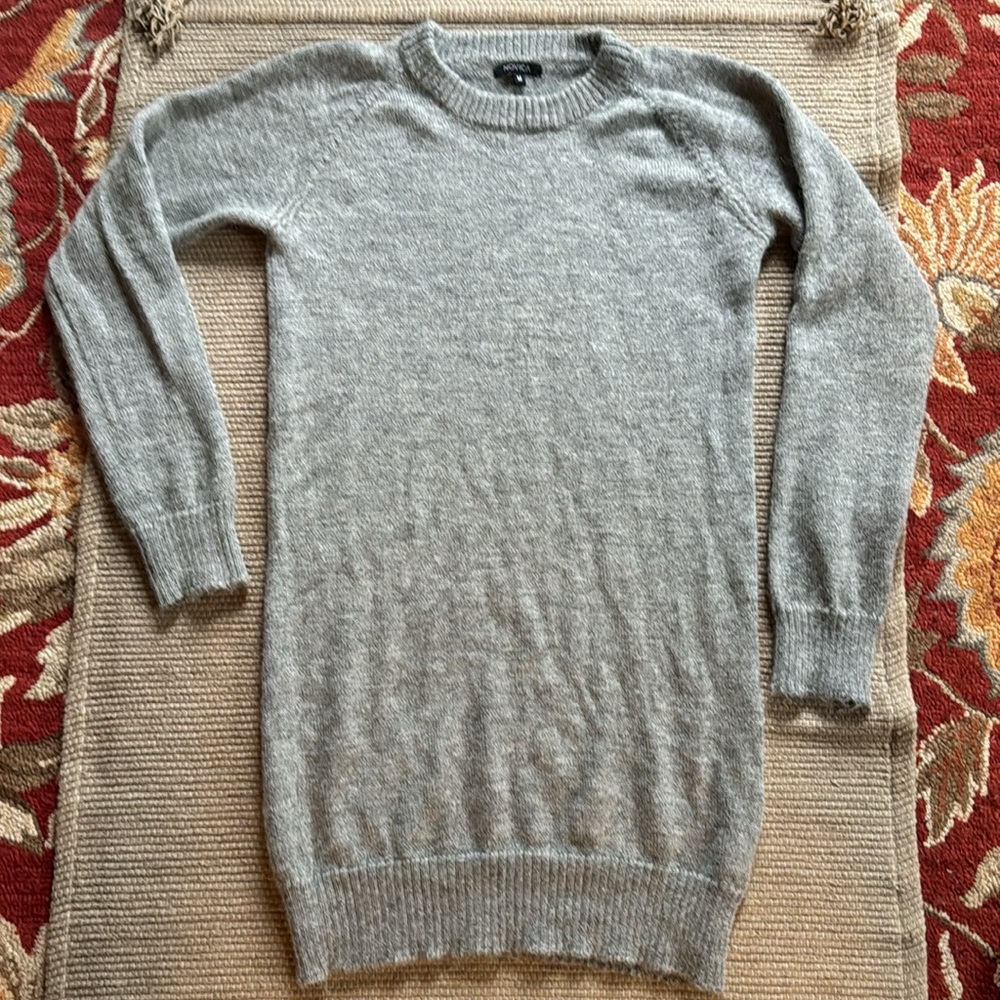 Novica alpaca tunic sweater crew neck soft made in Peru natural 💯 alpaca snug M
